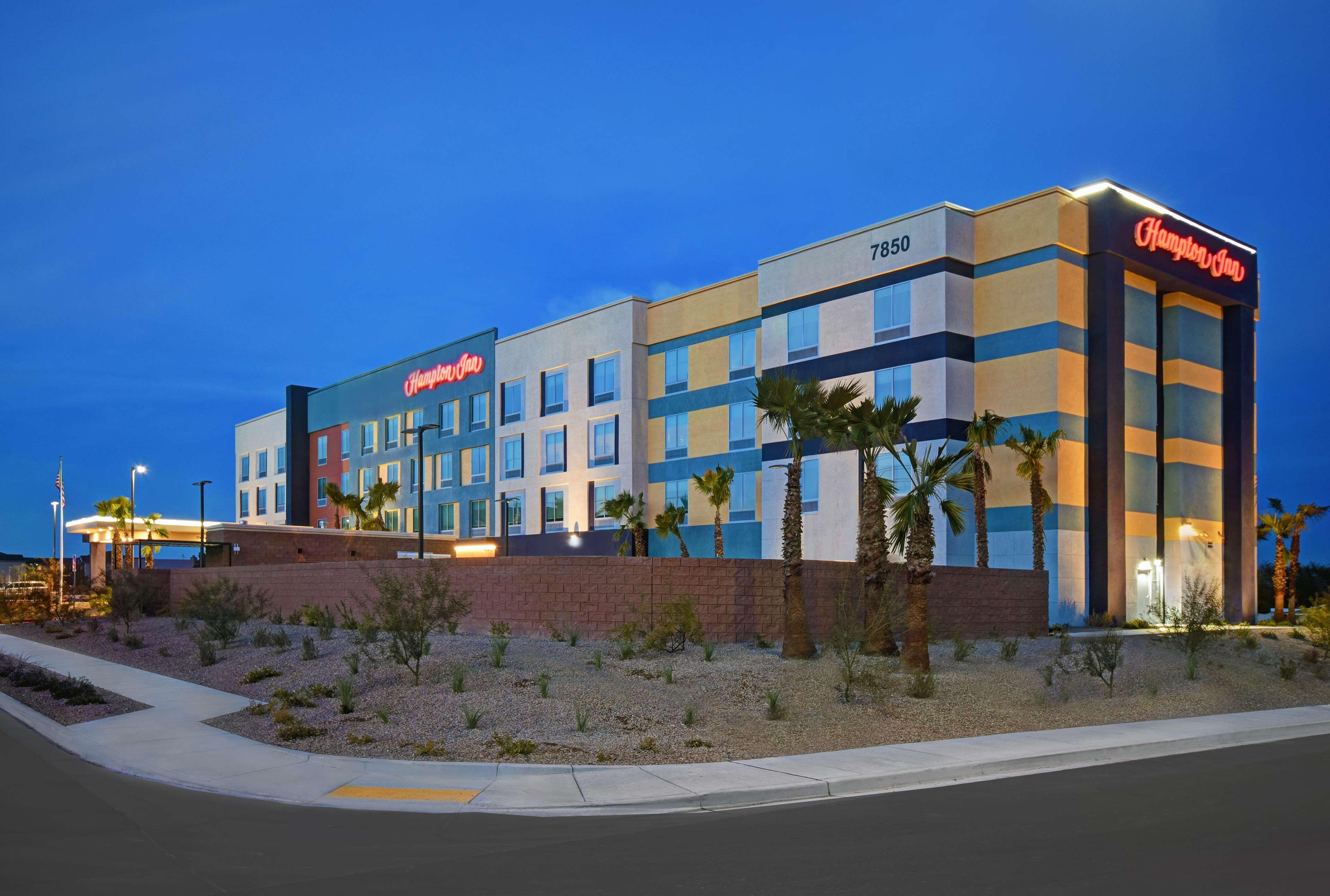 Hampton Inn Las Vegas Strip South, Nv 89123 Exterior photo